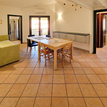 Murphy Holiday Home - Residenza Aldo Moro 02 La Maddalena  Luaran gambar