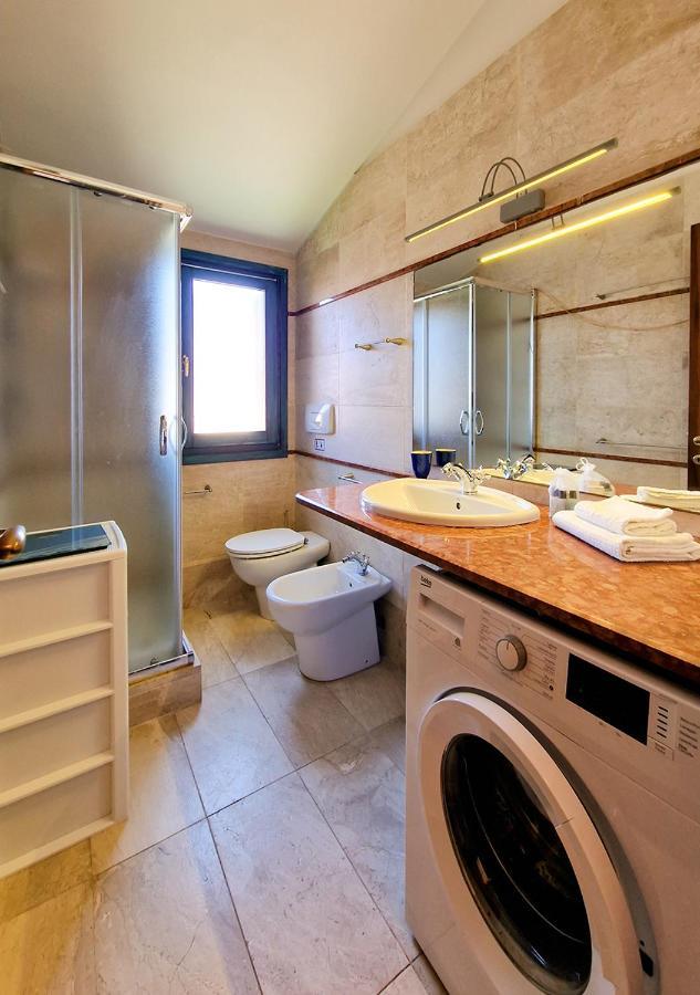 Murphy Holiday Home - Residenza Aldo Moro 02 La Maddalena  Luaran gambar